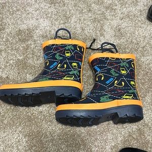 Brand New Boys 11/12 gaming rain boots